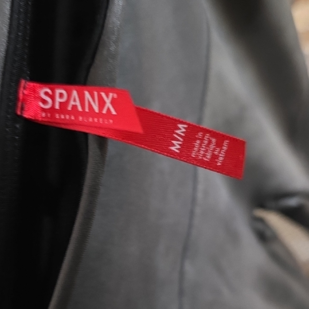 Spanx Faux Leather Moto Leggings in a gray or "gunmetal" - Picture 2 of 5